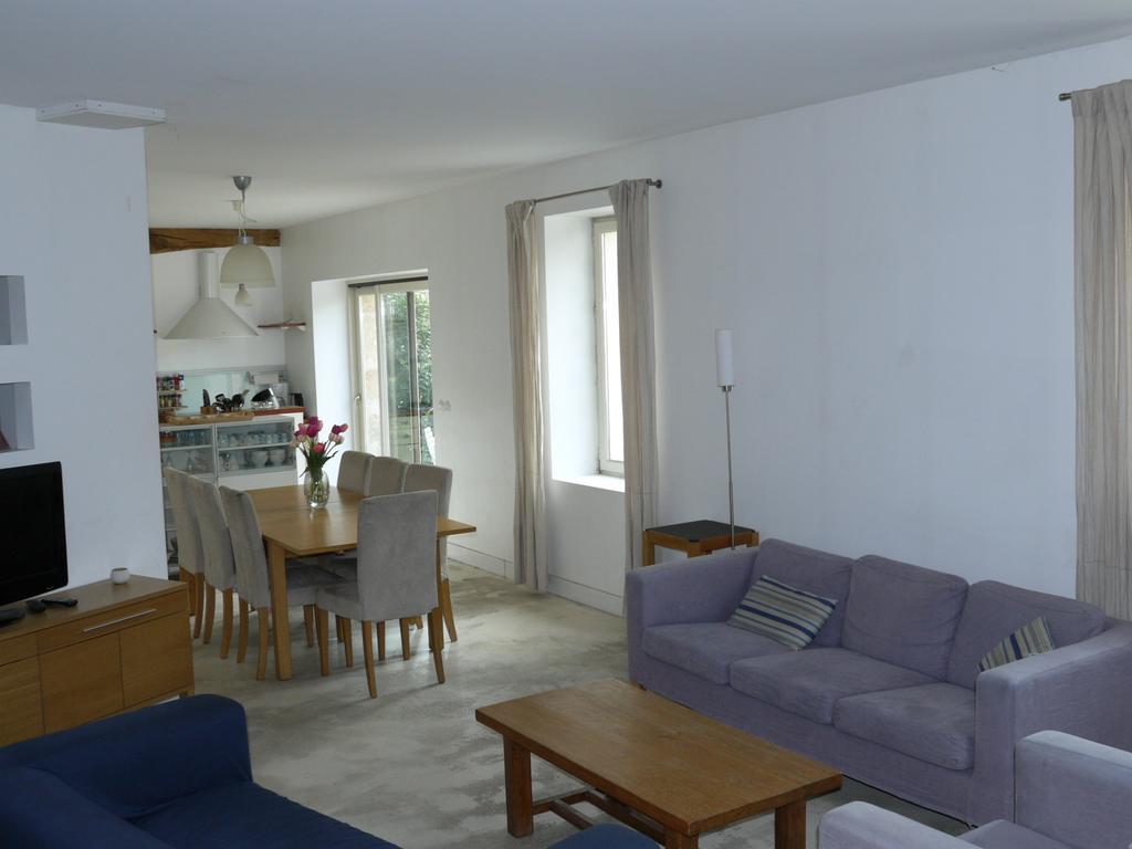 Gites De La Grande Ferme Avernes Room photo