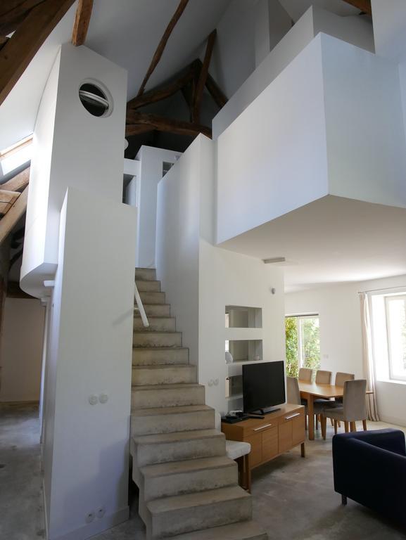 Gites De La Grande Ferme Avernes Exterior photo